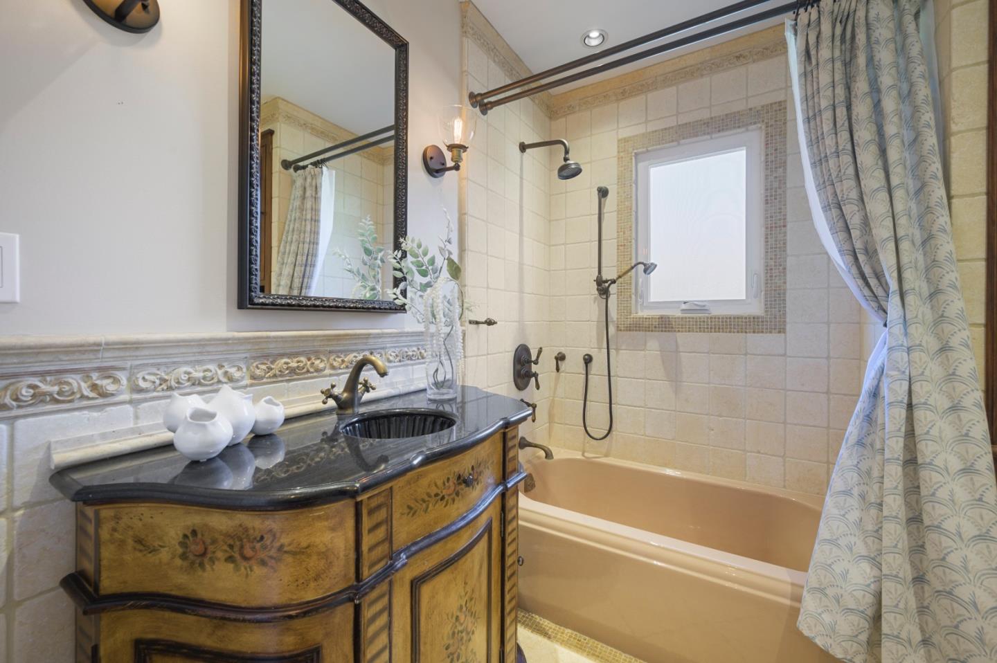 Detail Gallery Image 18 of 28 For 343 Warren Rd, San Mateo,  CA 94402 - 4 Beds | 3 Baths
