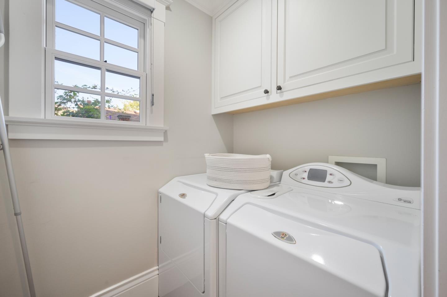 Detail Gallery Image 20 of 28 For 343 Warren Rd, San Mateo,  CA 94402 - 4 Beds | 3 Baths