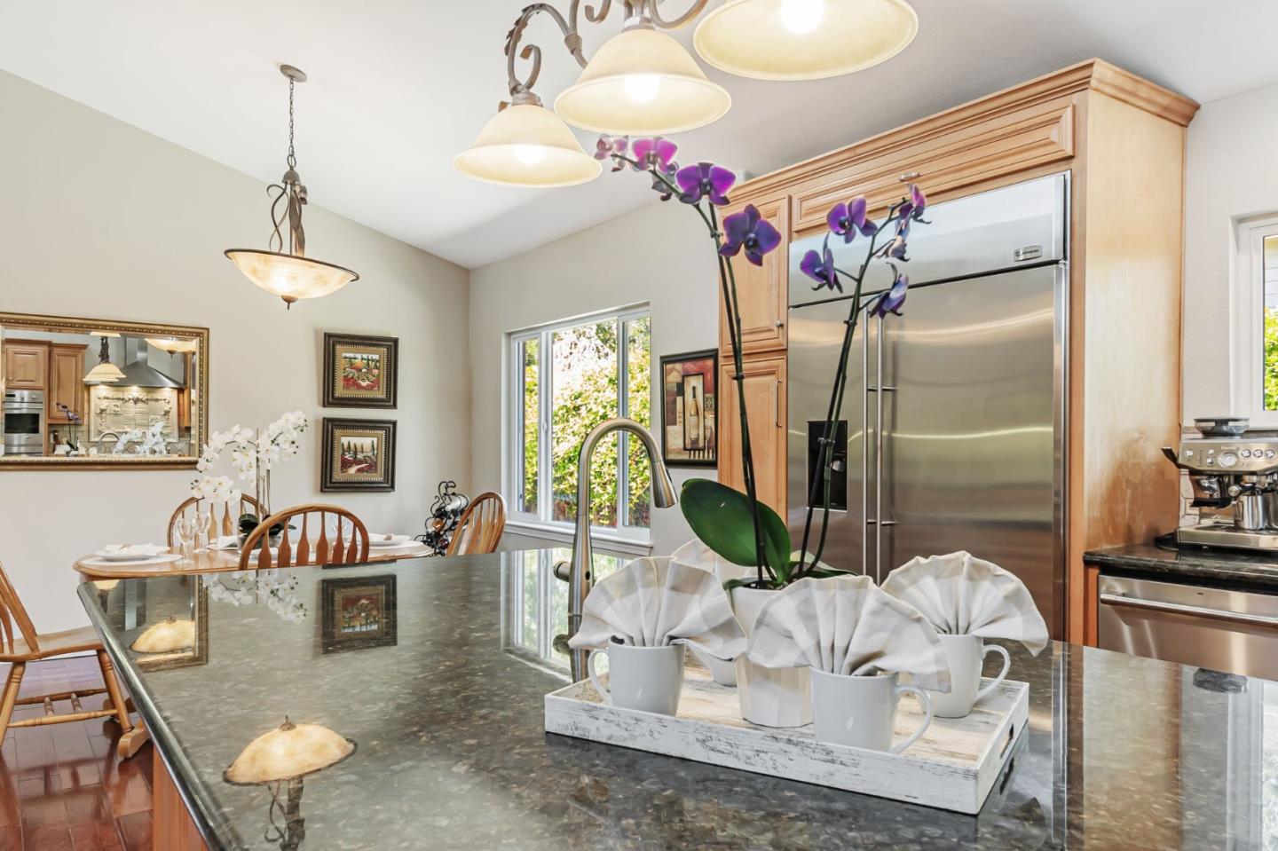 Detail Gallery Image 19 of 87 For 10881 Barranca Dr, Cupertino,  CA 95014 - 4 Beds | 3/2 Baths