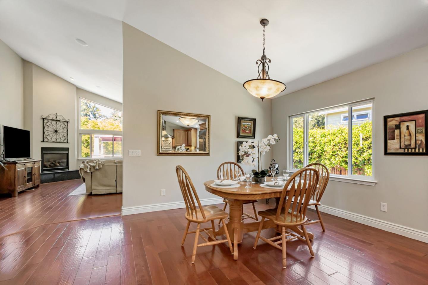 Detail Gallery Image 25 of 87 For 10881 Barranca Dr, Cupertino,  CA 95014 - 4 Beds | 3/2 Baths