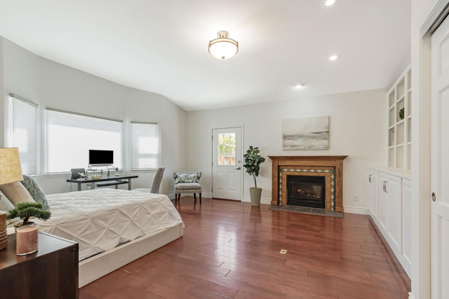 Detail Gallery Image 26 of 87 For 10881 Barranca Dr, Cupertino,  CA 95014 - 4 Beds | 3/2 Baths