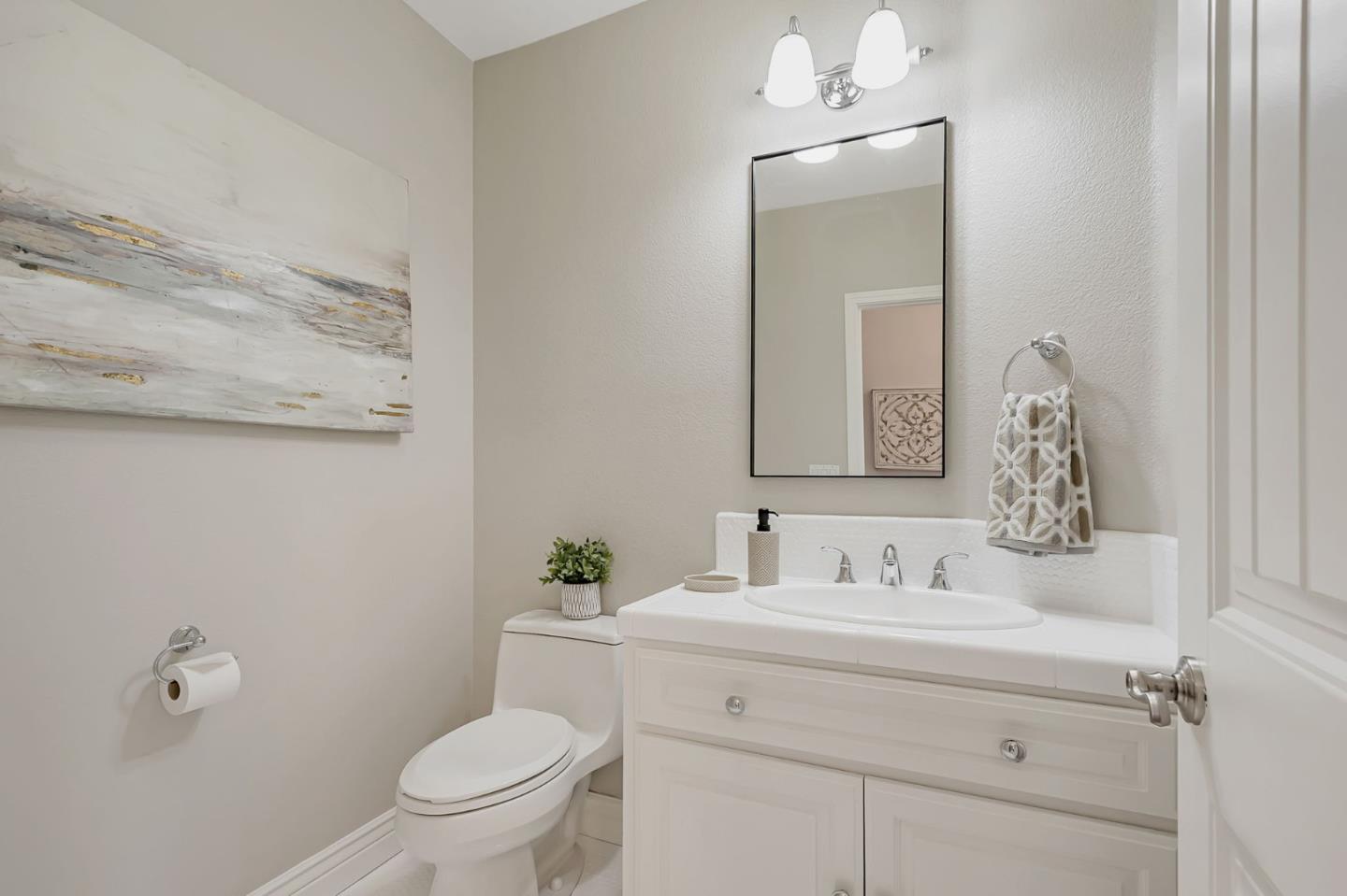 Detail Gallery Image 29 of 87 For 10881 Barranca Dr, Cupertino,  CA 95014 - 4 Beds | 3/2 Baths