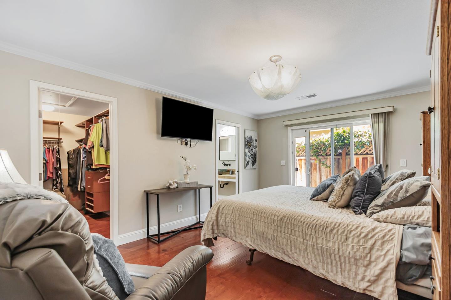 Detail Gallery Image 32 of 87 For 10881 Barranca Dr, Cupertino,  CA 95014 - 4 Beds | 3/2 Baths