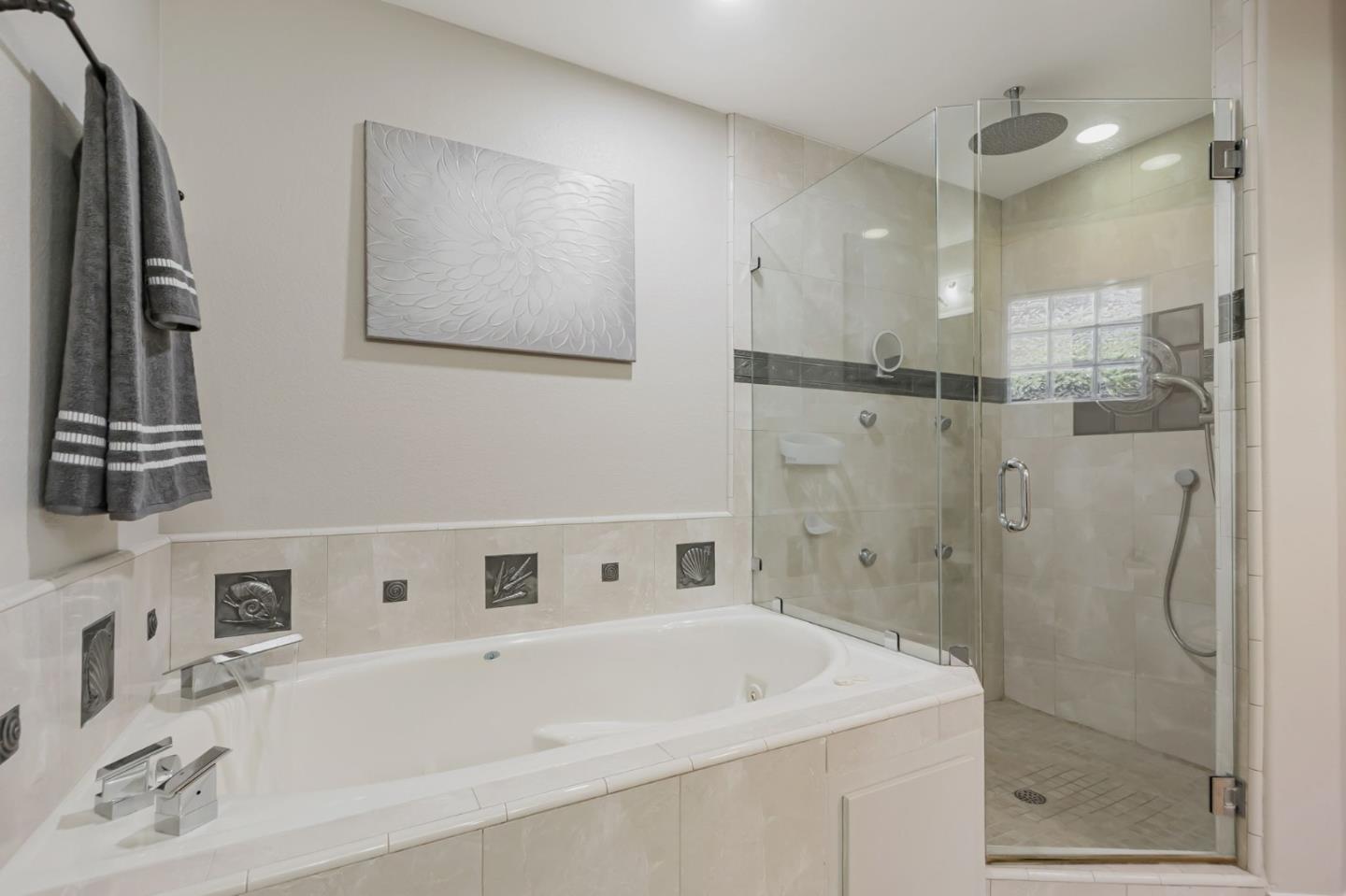 Detail Gallery Image 33 of 87 For 10881 Barranca Dr, Cupertino,  CA 95014 - 4 Beds | 3/2 Baths