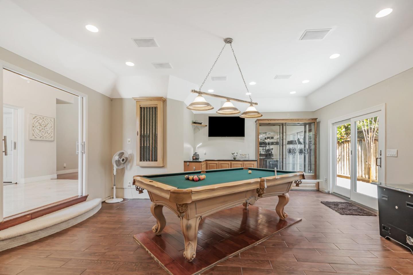 Detail Gallery Image 53 of 87 For 10881 Barranca Dr, Cupertino,  CA 95014 - 4 Beds | 3/2 Baths