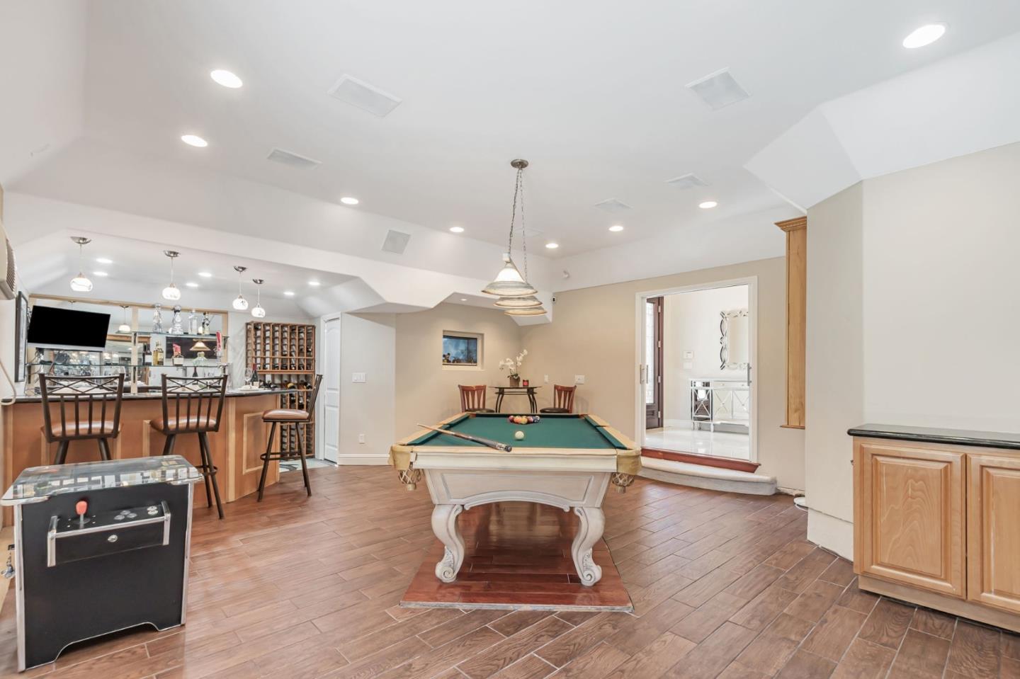 Detail Gallery Image 54 of 87 For 10881 Barranca Dr, Cupertino,  CA 95014 - 4 Beds | 3/2 Baths