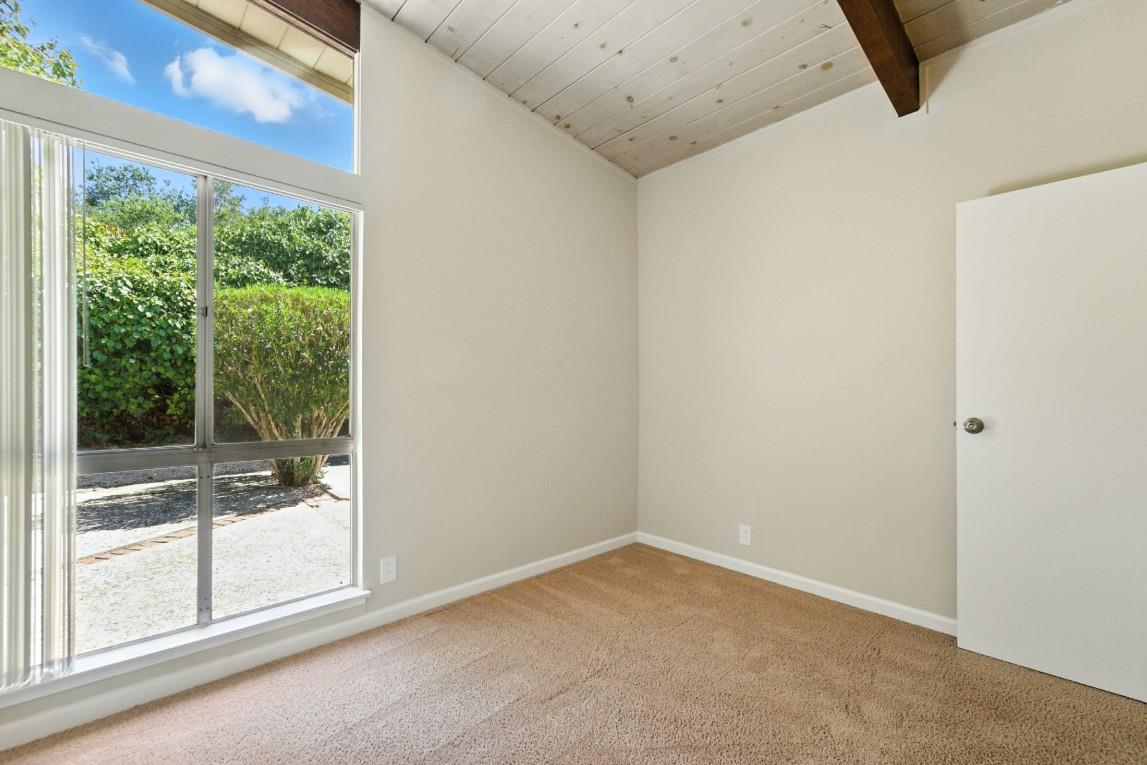 Detail Gallery Image 13 of 24 For 1154 Bentoak Ln, San Jose,  CA 95129 - 4 Beds | 2 Baths