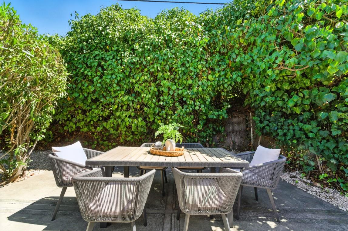 Detail Gallery Image 23 of 24 For 1154 Bentoak Ln, San Jose,  CA 95129 - 4 Beds | 2 Baths