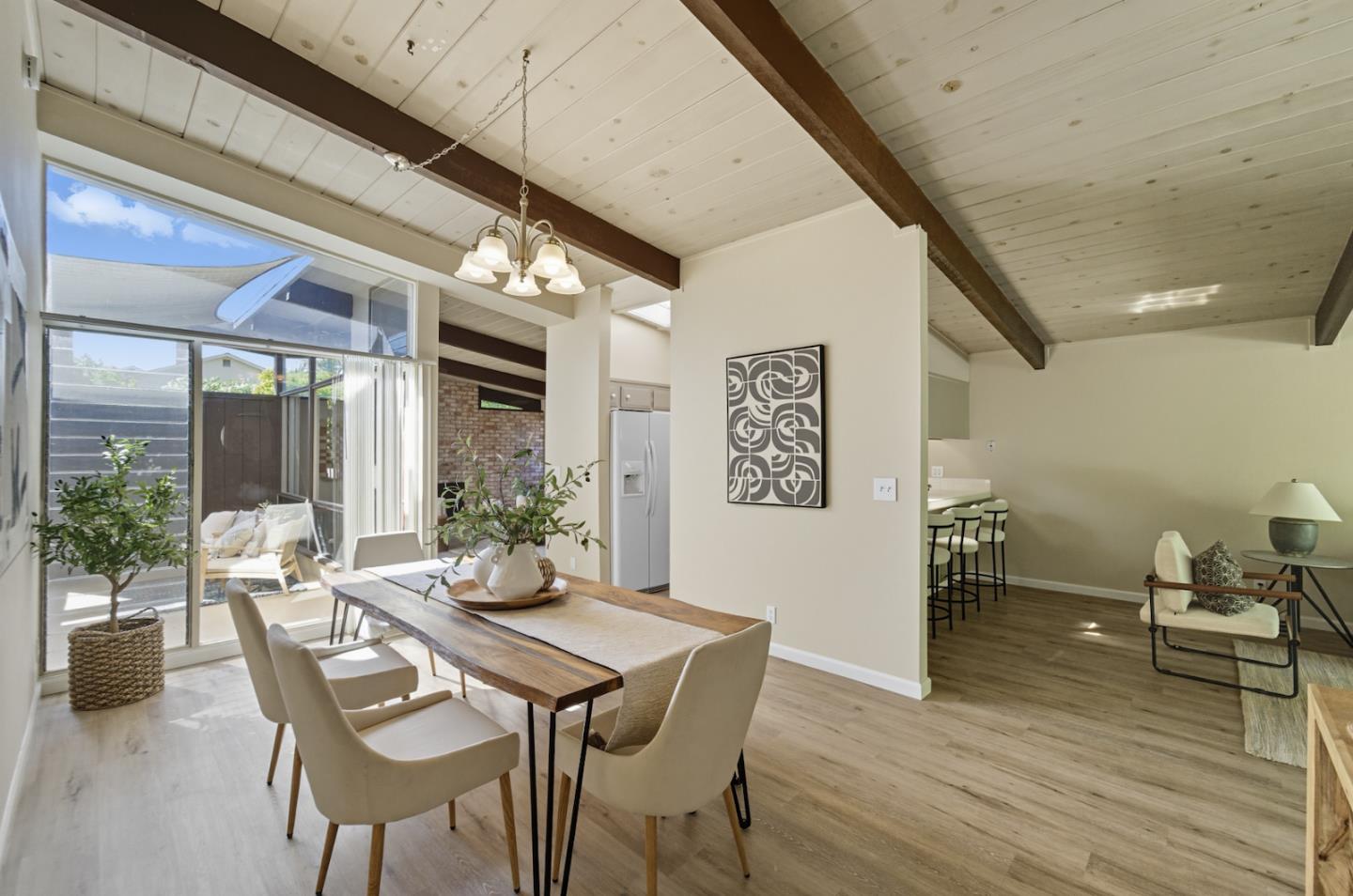 Detail Gallery Image 7 of 24 For 1154 Bentoak Ln, San Jose,  CA 95129 - 4 Beds | 2 Baths