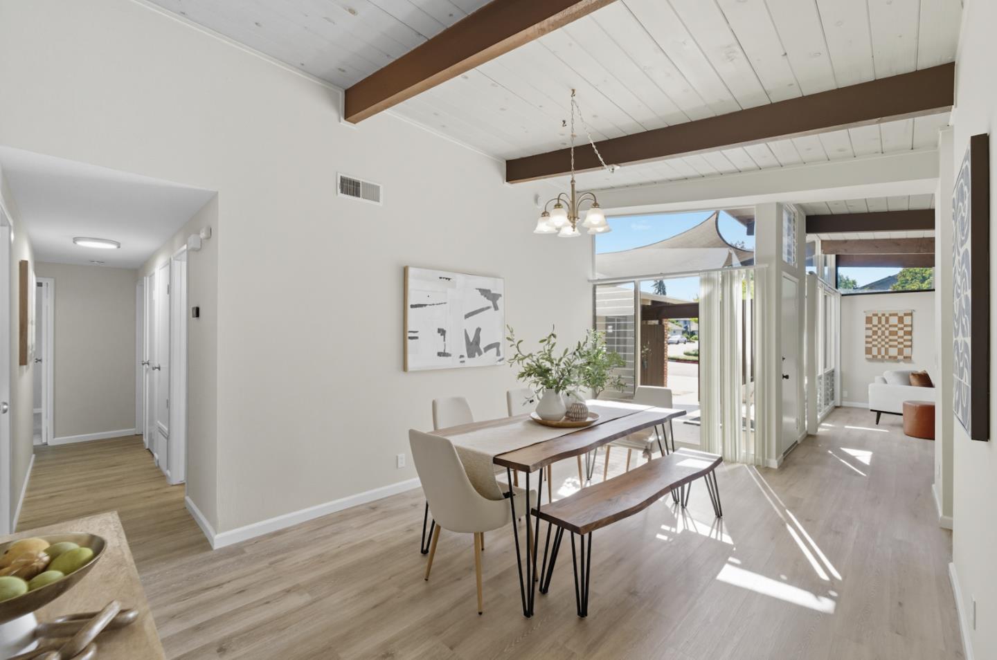 Detail Gallery Image 8 of 24 For 1154 Bentoak Ln, San Jose,  CA 95129 - 4 Beds | 2 Baths