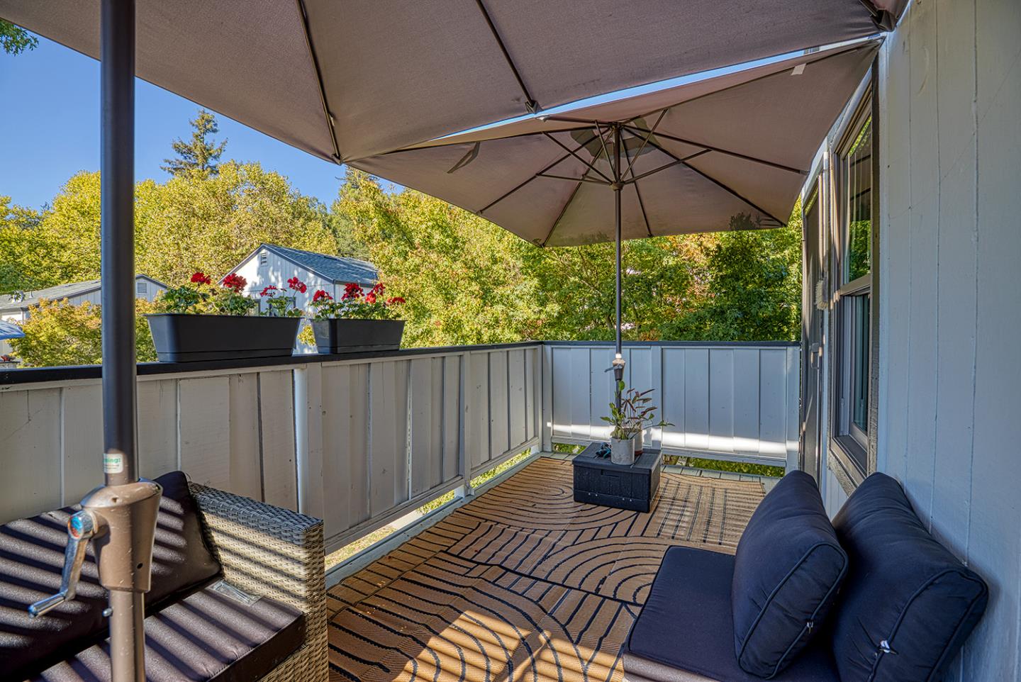 Detail Gallery Image 13 of 25 For 296 Grace Way, Scotts Valley,  CA 95066 - 3 Beds | 2/1 Baths