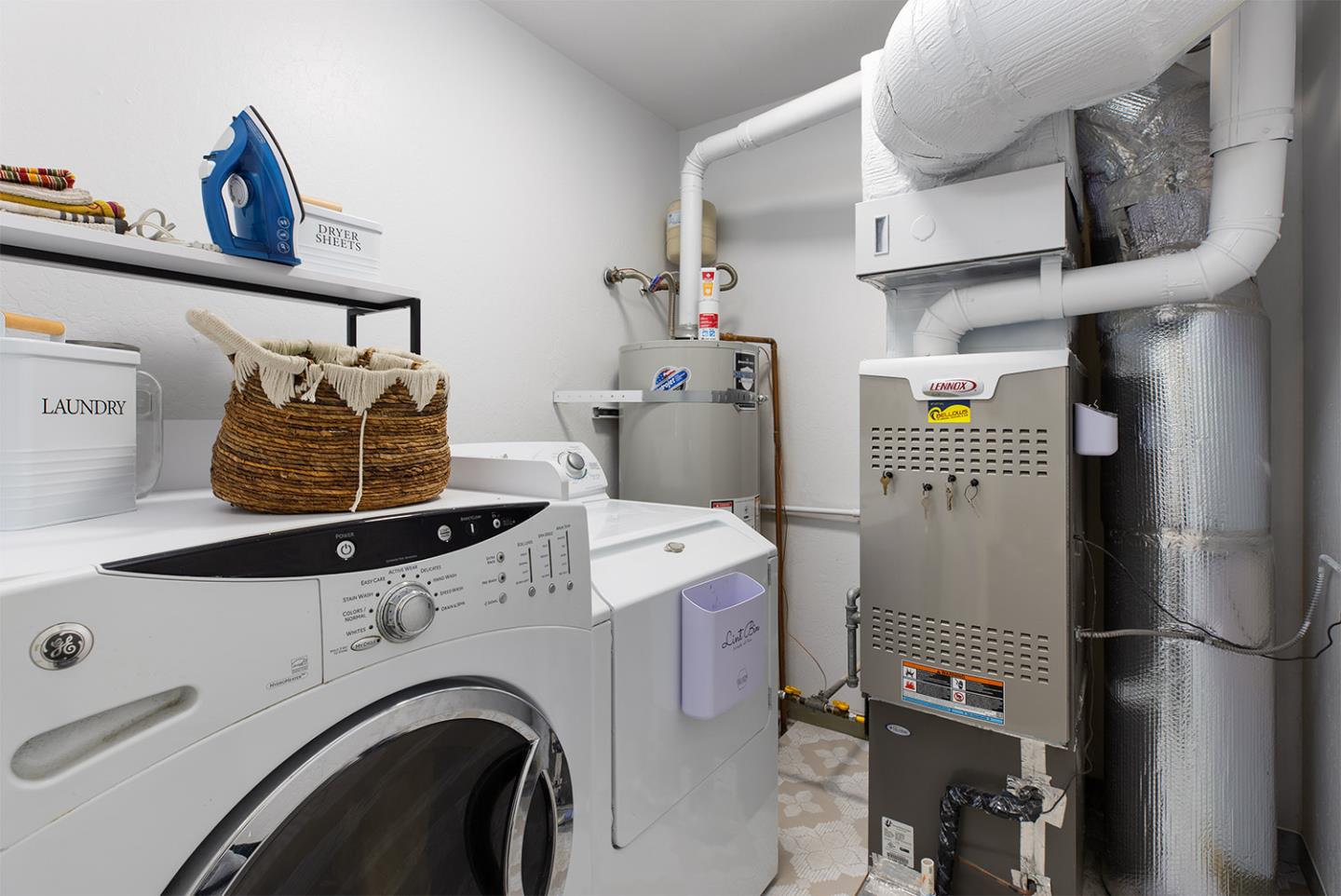 Detail Gallery Image 23 of 25 For 296 Grace Way, Scotts Valley,  CA 95066 - 3 Beds | 2/1 Baths