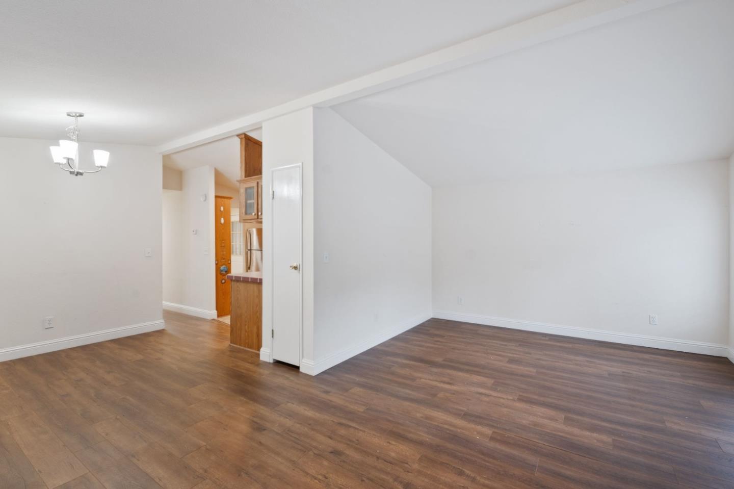 Detail Gallery Image 10 of 29 For 64 Franciscan Dr #17,  Daly City,  CA 94014 - 3 Beds | 2 Baths