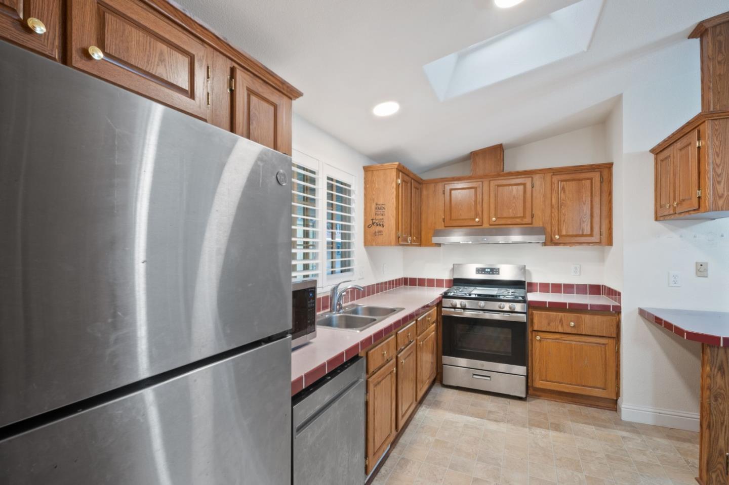 Detail Gallery Image 16 of 29 For 64 Franciscan Dr #17,  Daly City,  CA 94014 - 3 Beds | 2 Baths