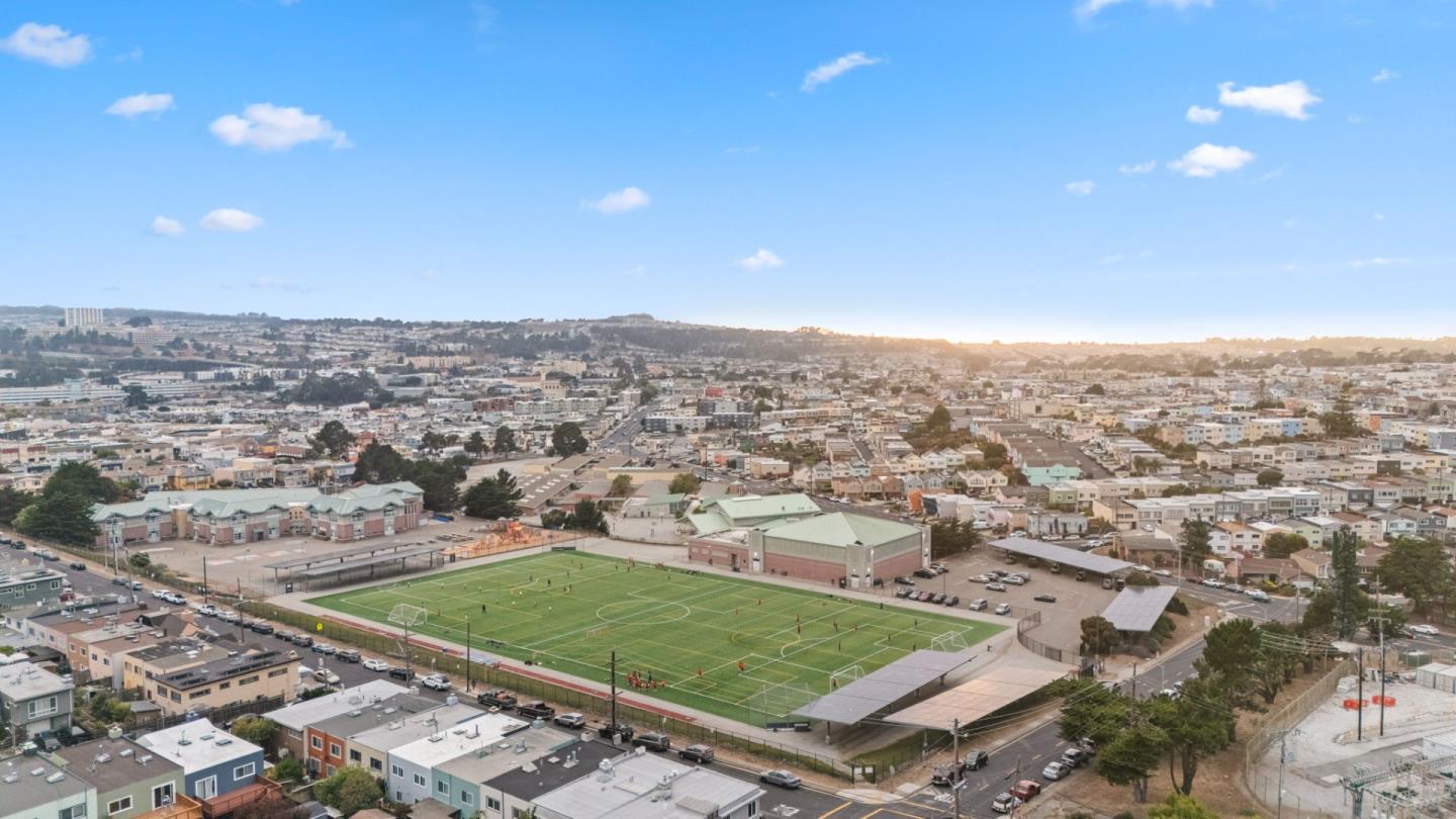 Detail Gallery Image 29 of 29 For 64 Franciscan Dr #17,  Daly City,  CA 94014 - 3 Beds | 2 Baths