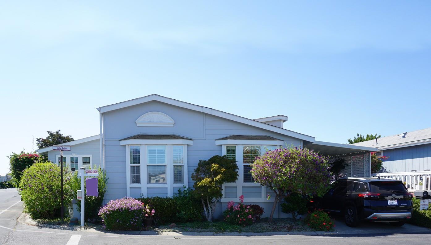 Detail Gallery Image 2 of 27 For 1225 Vienna Dr #402,  Sunnyvale,  CA 94089 - 4 Beds | 2 Baths