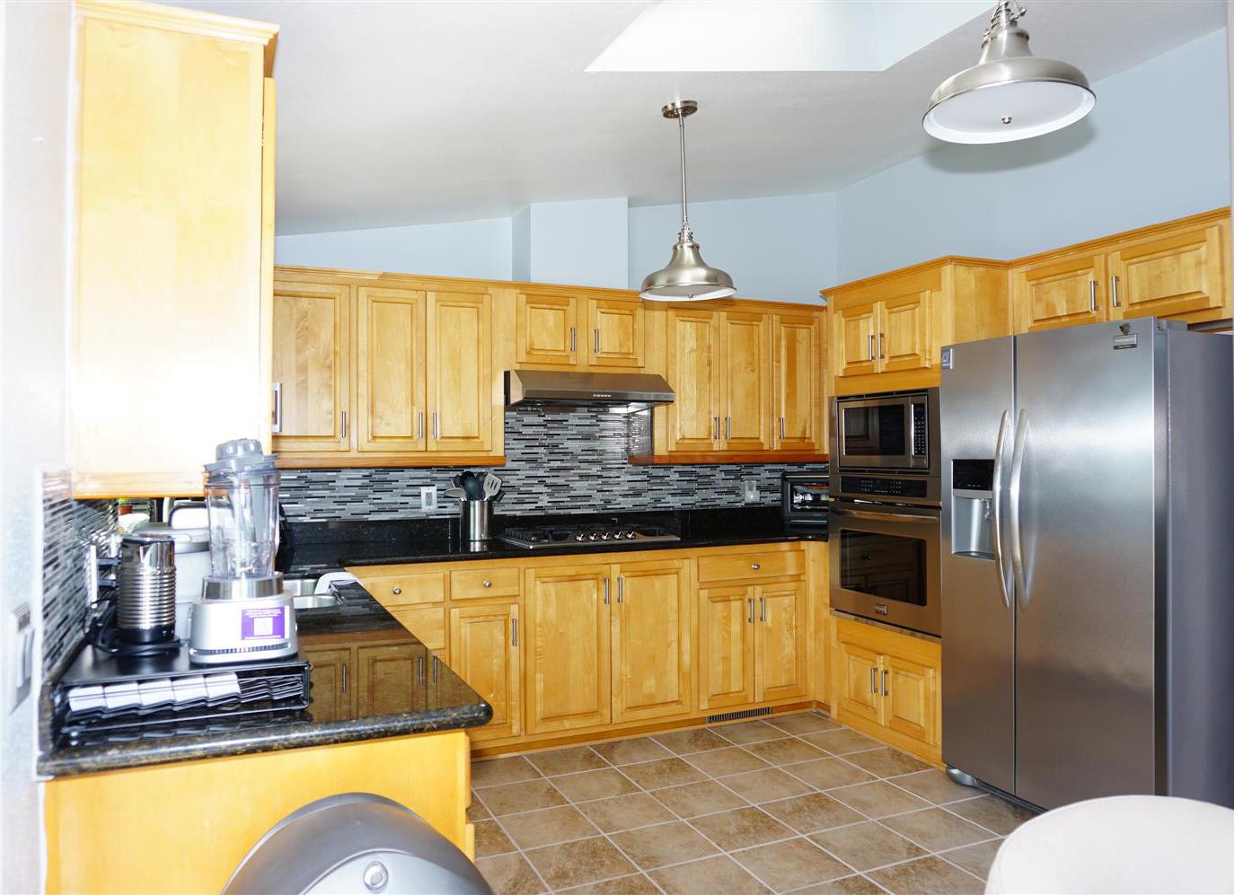 Detail Gallery Image 4 of 27 For 1225 Vienna Dr #402,  Sunnyvale,  CA 94089 - 4 Beds | 2 Baths