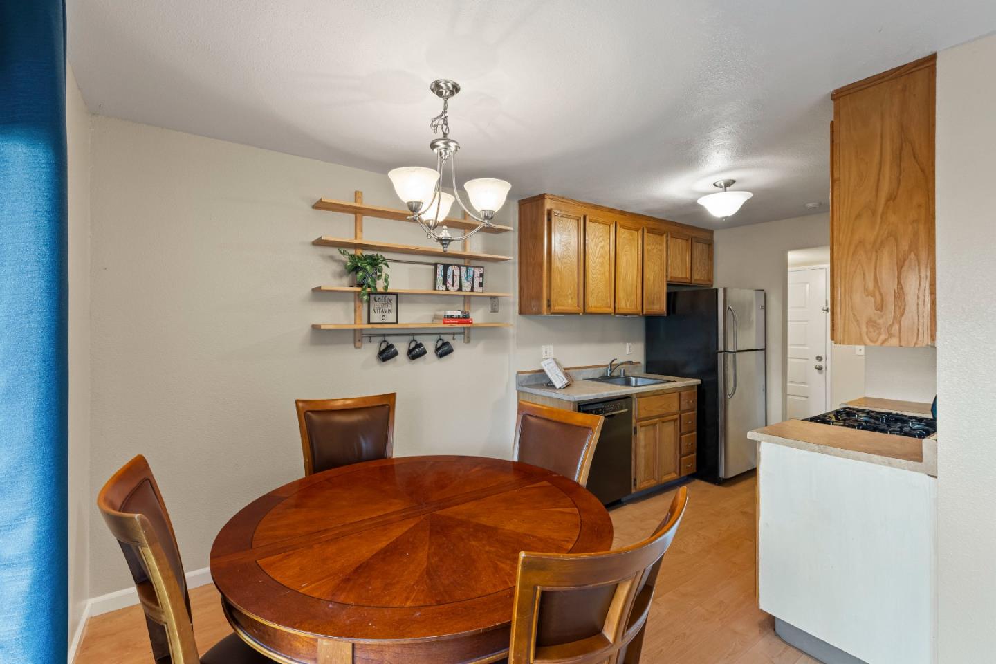 Detail Gallery Image 9 of 27 For 6366 Joaquin Murieta Ave #K,  Newark,  CA 94560 - 2 Beds | 1 Baths