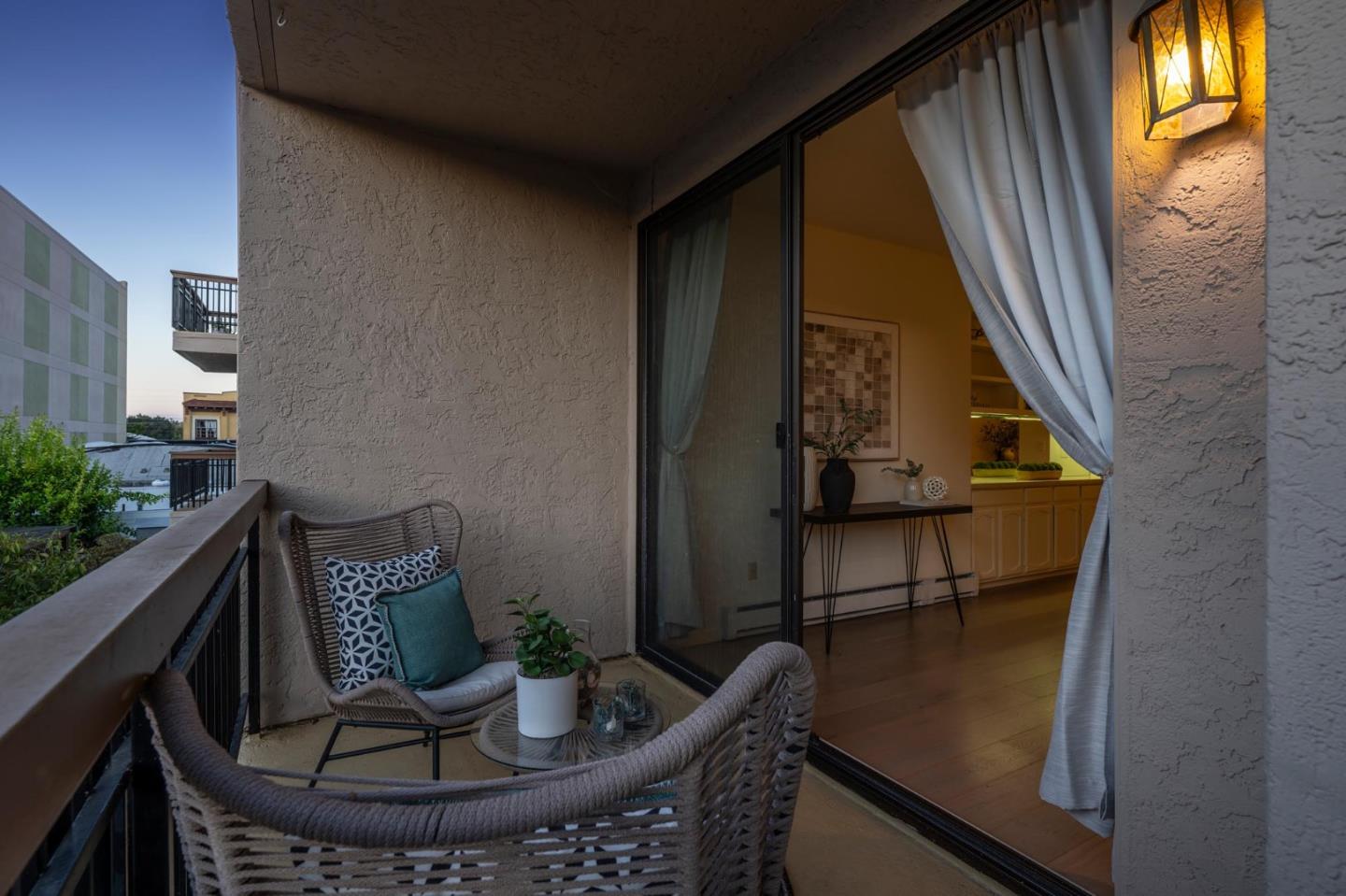 Detail Gallery Image 21 of 43 For 217 8th Ave #203,  San Mateo,  CA 94401 - 2 Beds | 2 Baths