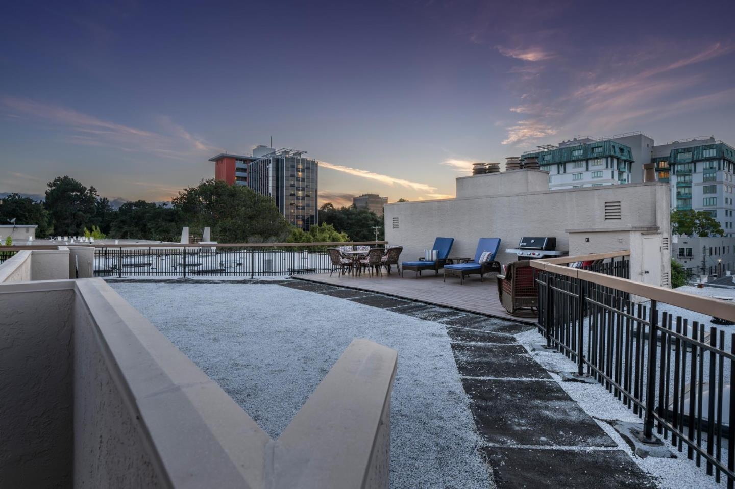 Detail Gallery Image 33 of 43 For 217 8th Ave #203,  San Mateo,  CA 94401 - 2 Beds | 2 Baths