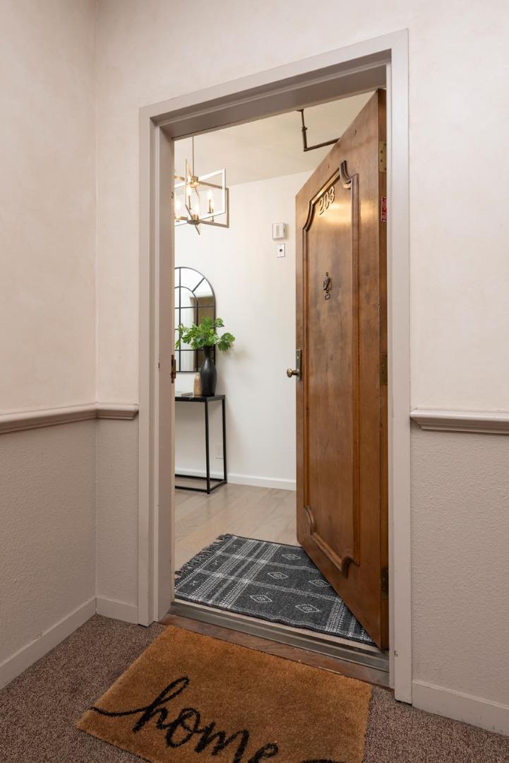 Detail Gallery Image 7 of 43 For 217 8th Ave #203,  San Mateo,  CA 94401 - 2 Beds | 2 Baths