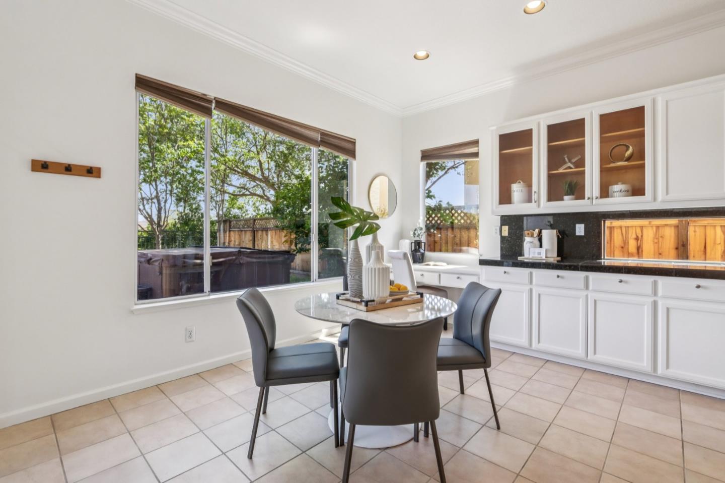 Detail Gallery Image 16 of 56 For 5254 Grosseto Ct, San Jose,  CA 95138 - 5 Beds | 4/1 Baths