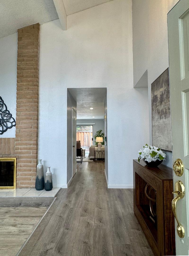 Detail Gallery Image 20 of 43 For 3390 Vangorn Ct, San Jose,  CA 95121 - 4 Beds | 2 Baths