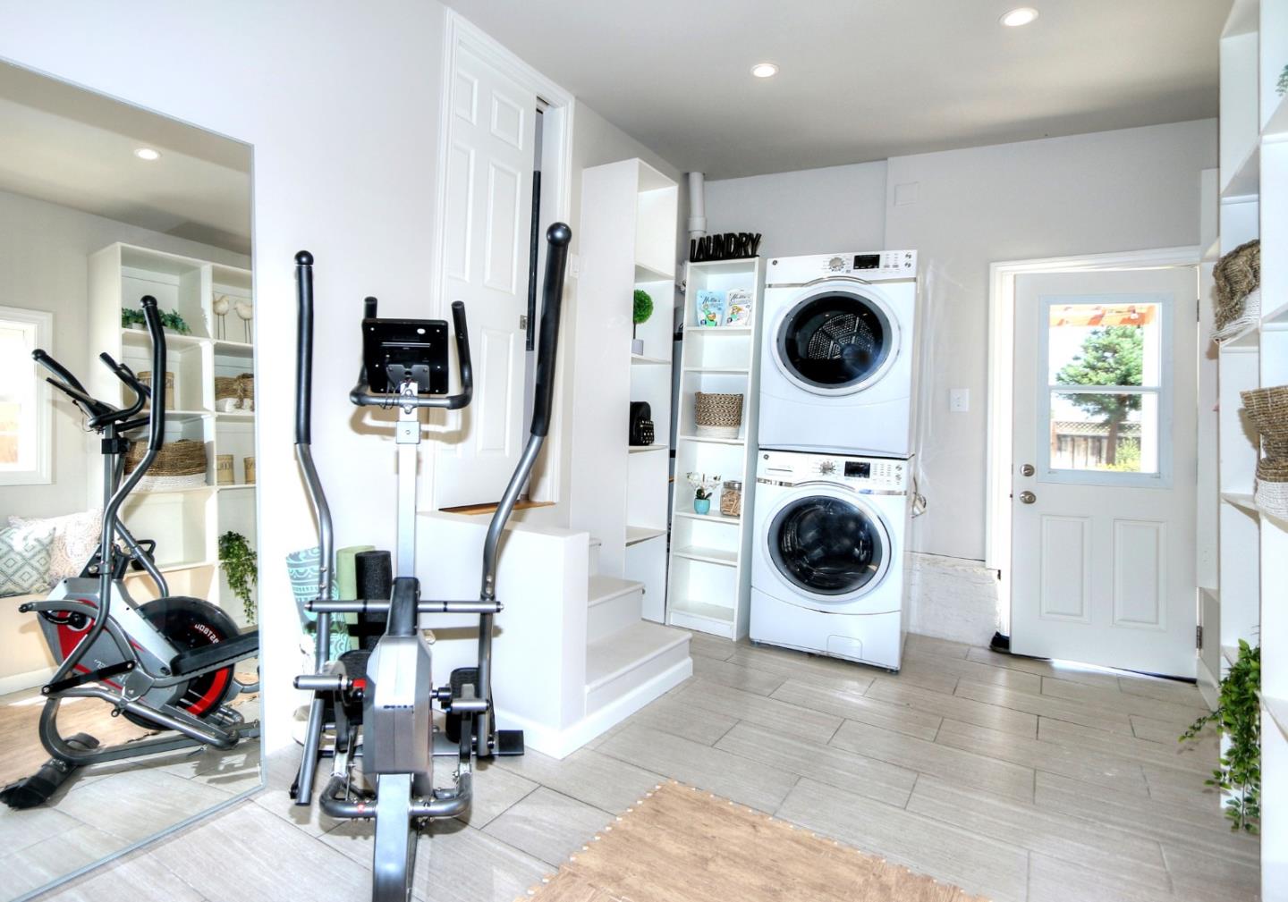 Detail Gallery Image 15 of 35 For 209 Ryder St, San Mateo,  CA 94401 - 4 Beds | 2 Baths
