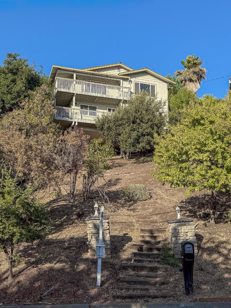 Detail Gallery Image 31 of 31 For 3457 Ramstad Dr, San Jose,  CA 95127 - 4 Beds | 2/1 Baths
