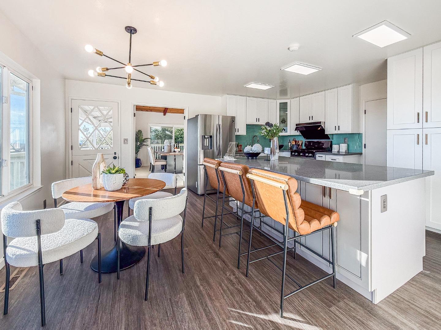Detail Gallery Image 9 of 31 For 3457 Ramstad Dr, San Jose,  CA 95127 - 4 Beds | 2/1 Baths