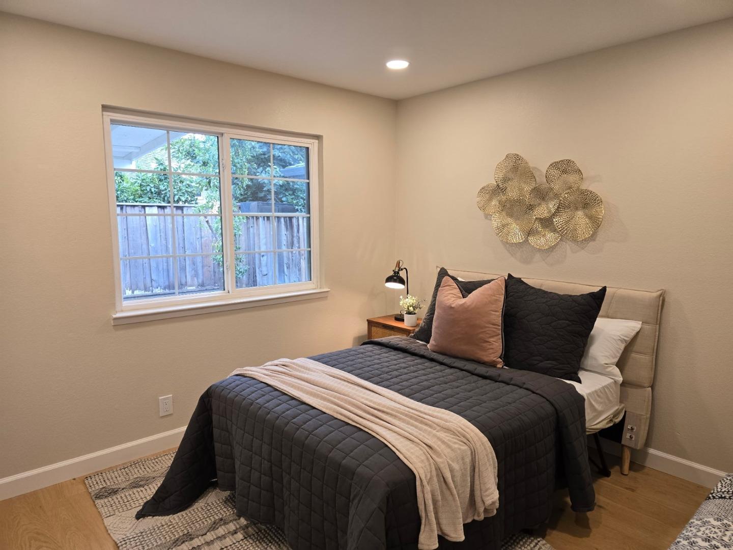 Detail Gallery Image 10 of 12 For 1826 Perrone Cir, San Jose,  CA 95116 - 3 Beds | 2 Baths