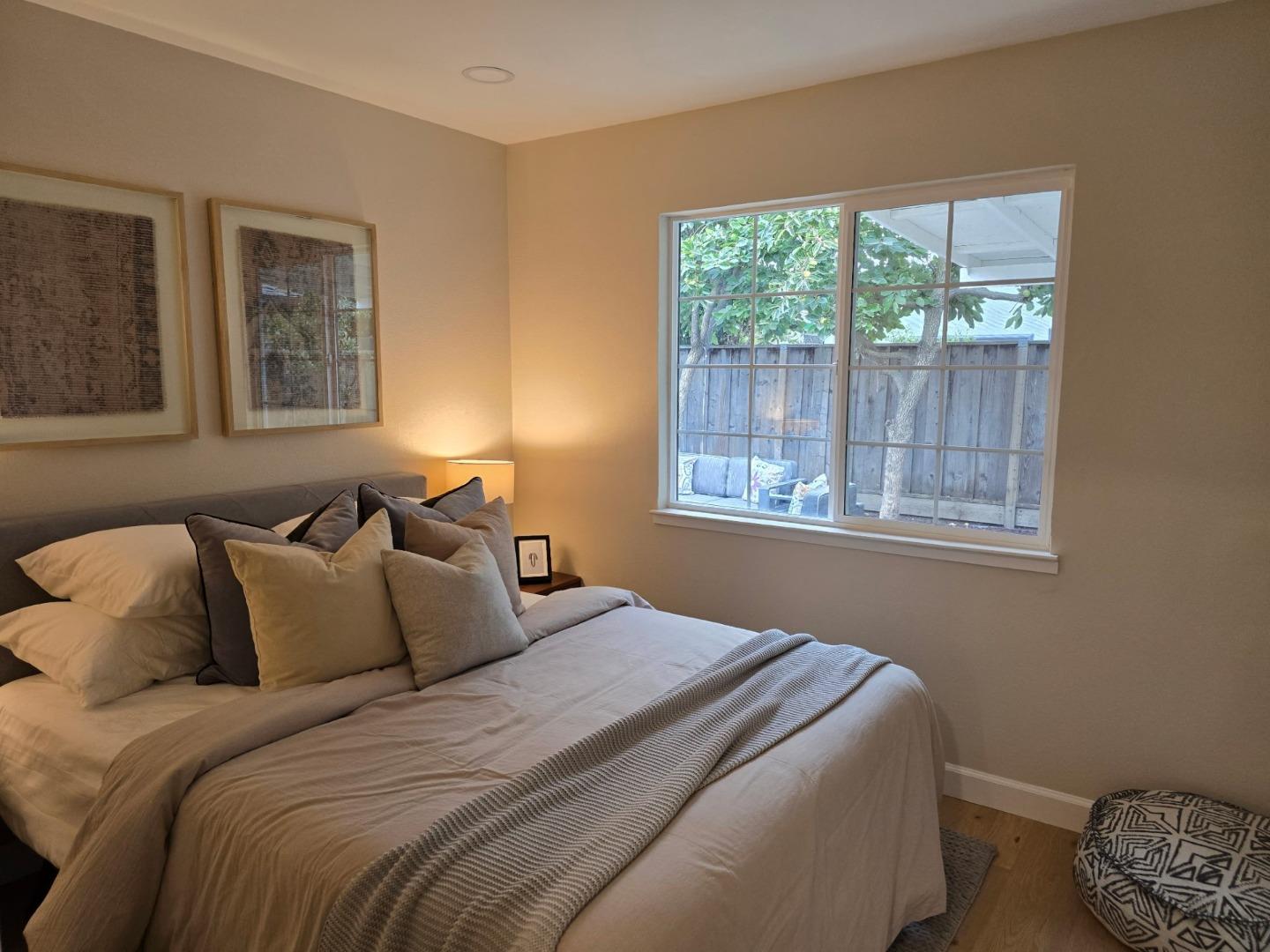 Detail Gallery Image 8 of 12 For 1826 Perrone Cir, San Jose,  CA 95116 - 3 Beds | 2 Baths
