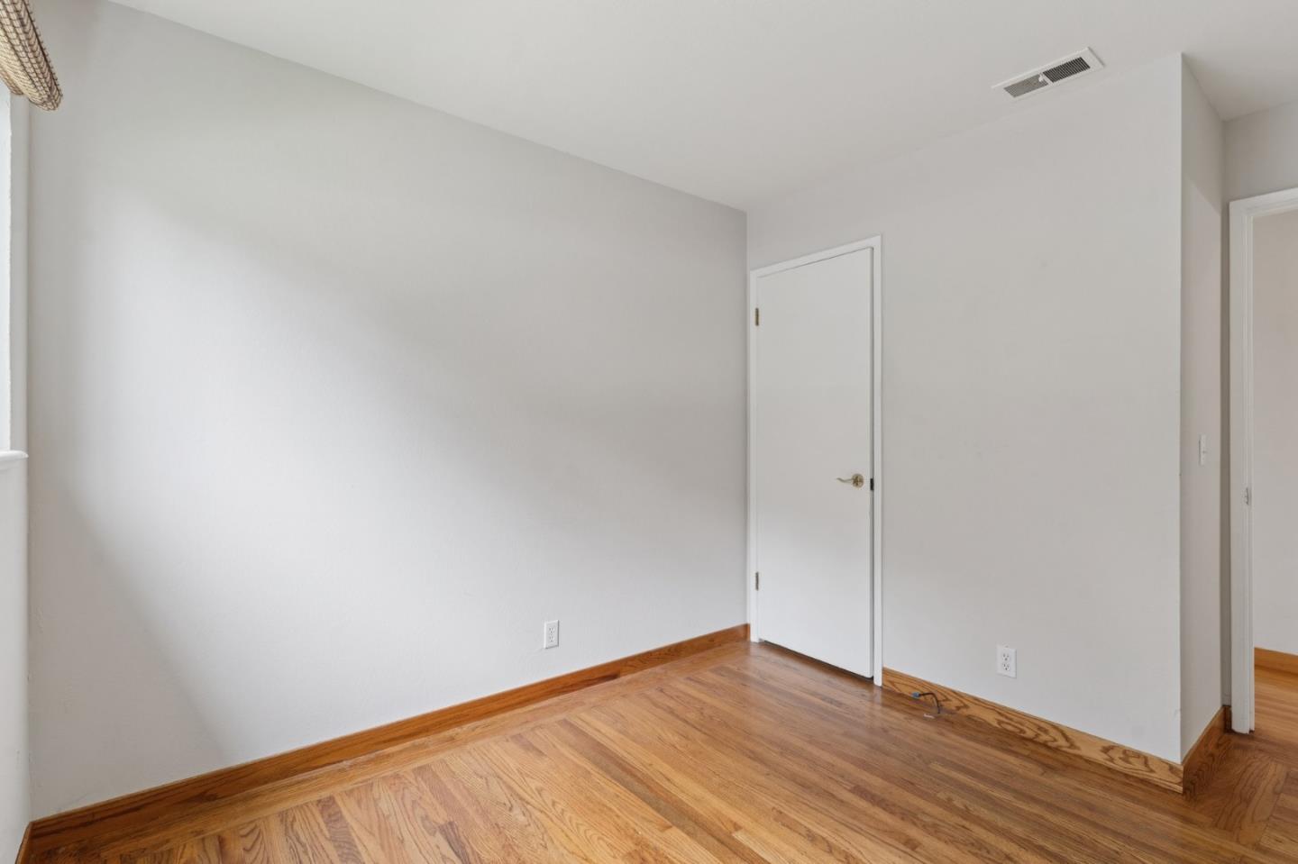 Detail Gallery Image 33 of 42 For 704 Arleen Way, Pacifica,  CA 94044 - 3 Beds | 2 Baths