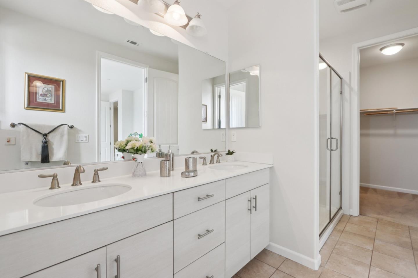 Detail Gallery Image 24 of 34 For 1932 Trento Loop, Milpitas,  CA 95035 - 3 Beds | 3 Baths