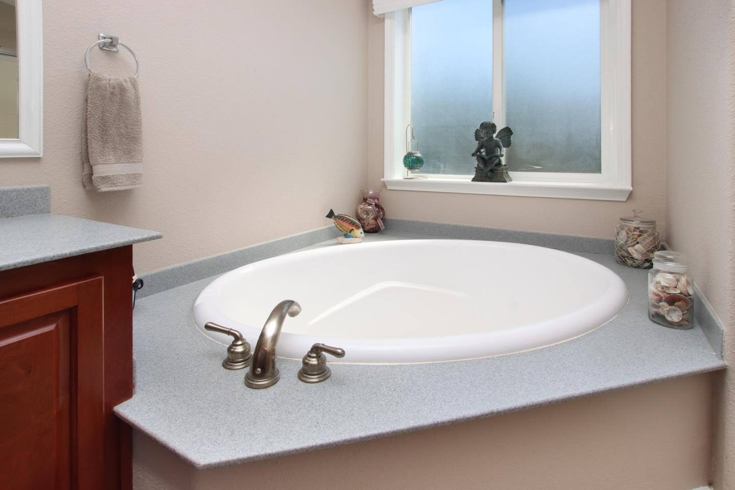 Detail Gallery Image 13 of 20 For 444 Whispering Pines Dr #14,  Scotts Valley,  CA 95066 - 3 Beds | 2 Baths