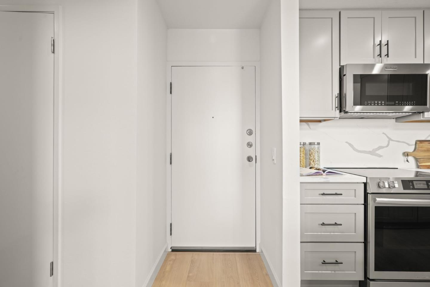 Detail Gallery Image 14 of 82 For 2101 Shoreline Dr #437,  Alameda,  CA 94501 - 2 Beds | 1/1 Baths