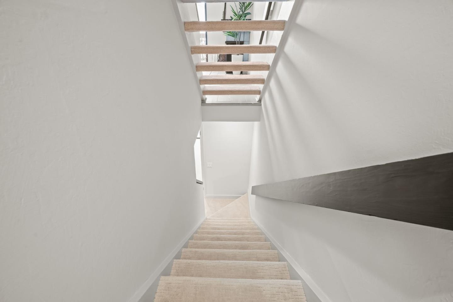 Detail Gallery Image 17 of 82 For 2101 Shoreline Dr #437,  Alameda,  CA 94501 - 2 Beds | 1/1 Baths