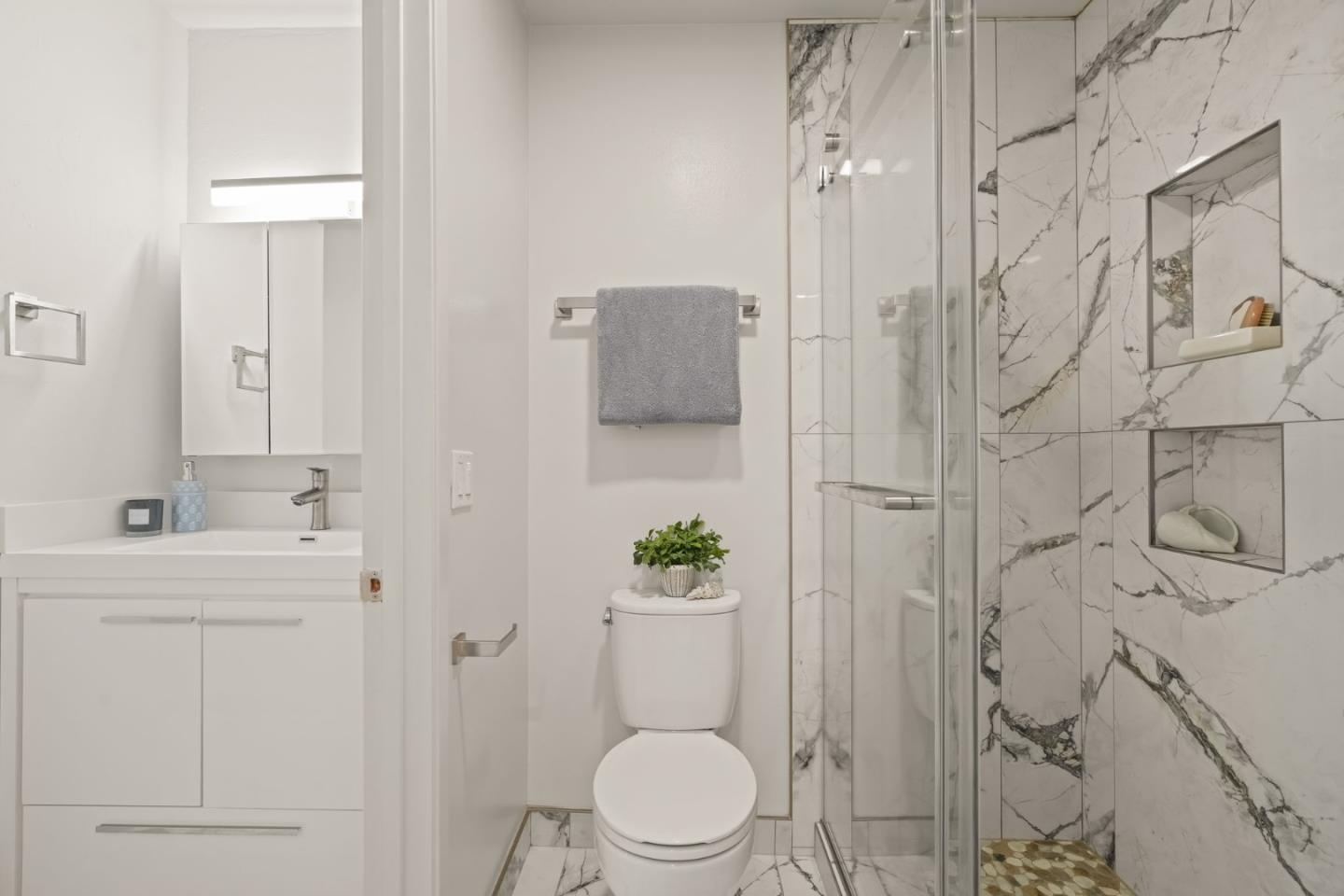 Detail Gallery Image 32 of 82 For 2101 Shoreline Dr #437,  Alameda,  CA 94501 - 2 Beds | 1/1 Baths