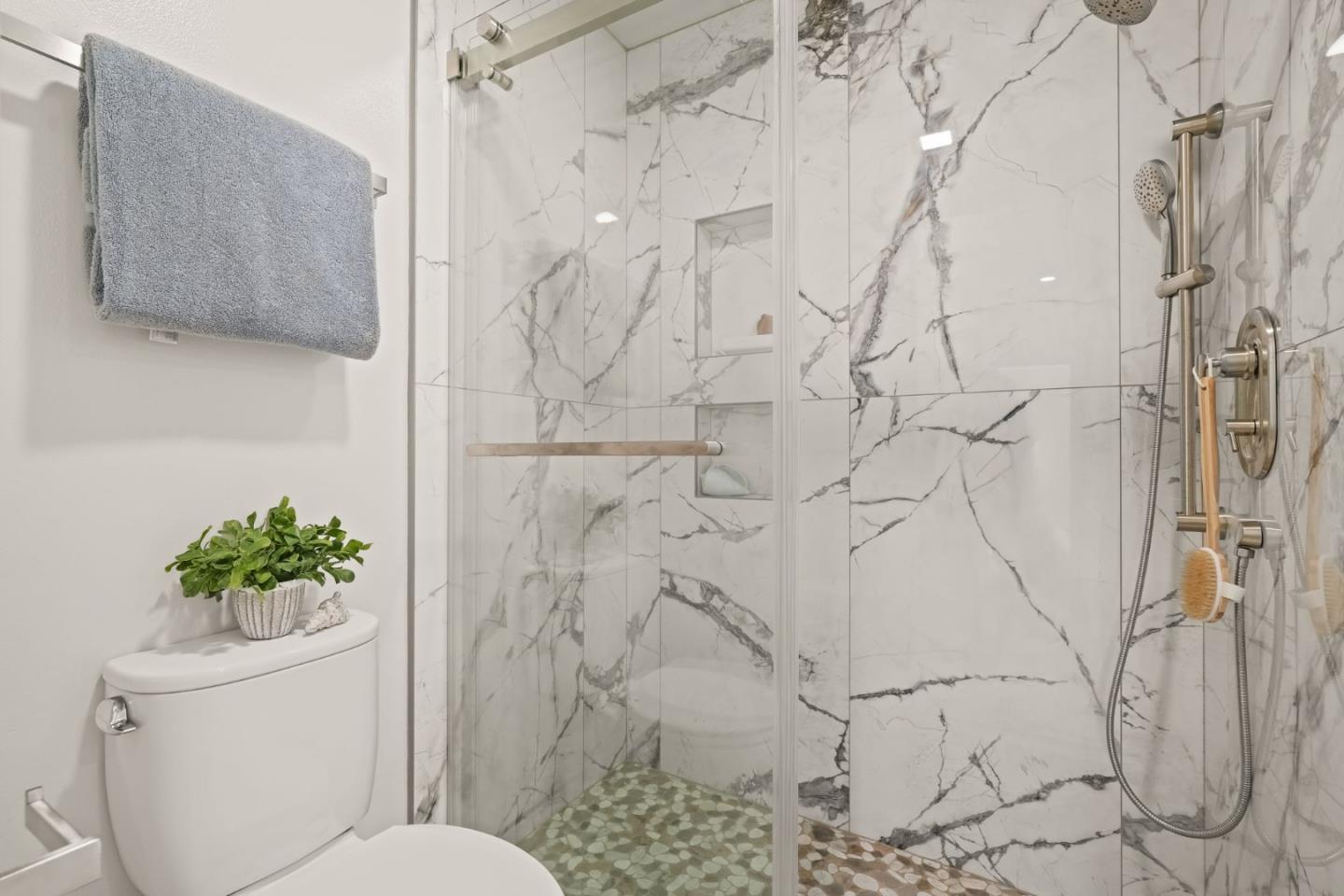 Detail Gallery Image 33 of 82 For 2101 Shoreline Dr #437,  Alameda,  CA 94501 - 2 Beds | 1/1 Baths