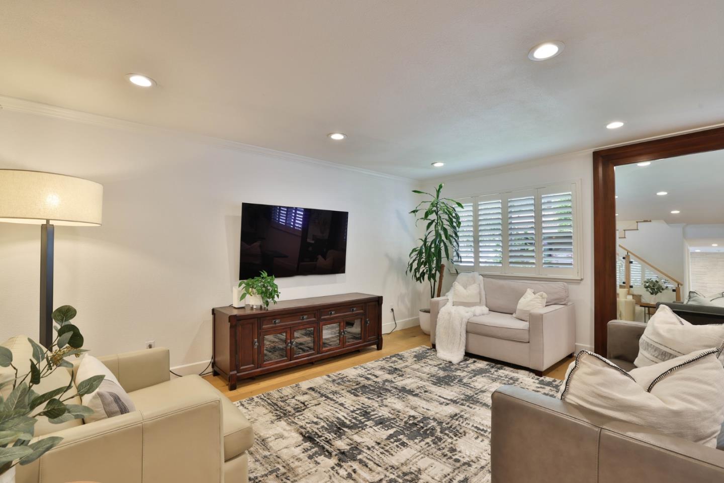 Detail Gallery Image 4 of 71 For 118 via Lago, Los Gatos,  CA 95032 - 3 Beds | 2/1 Baths