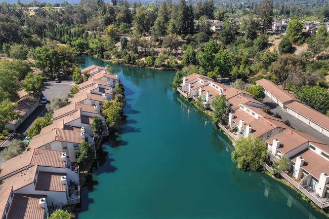 Detail Gallery Image 43 of 71 For 118 via Lago, Los Gatos,  CA 95032 - 3 Beds | 2/1 Baths