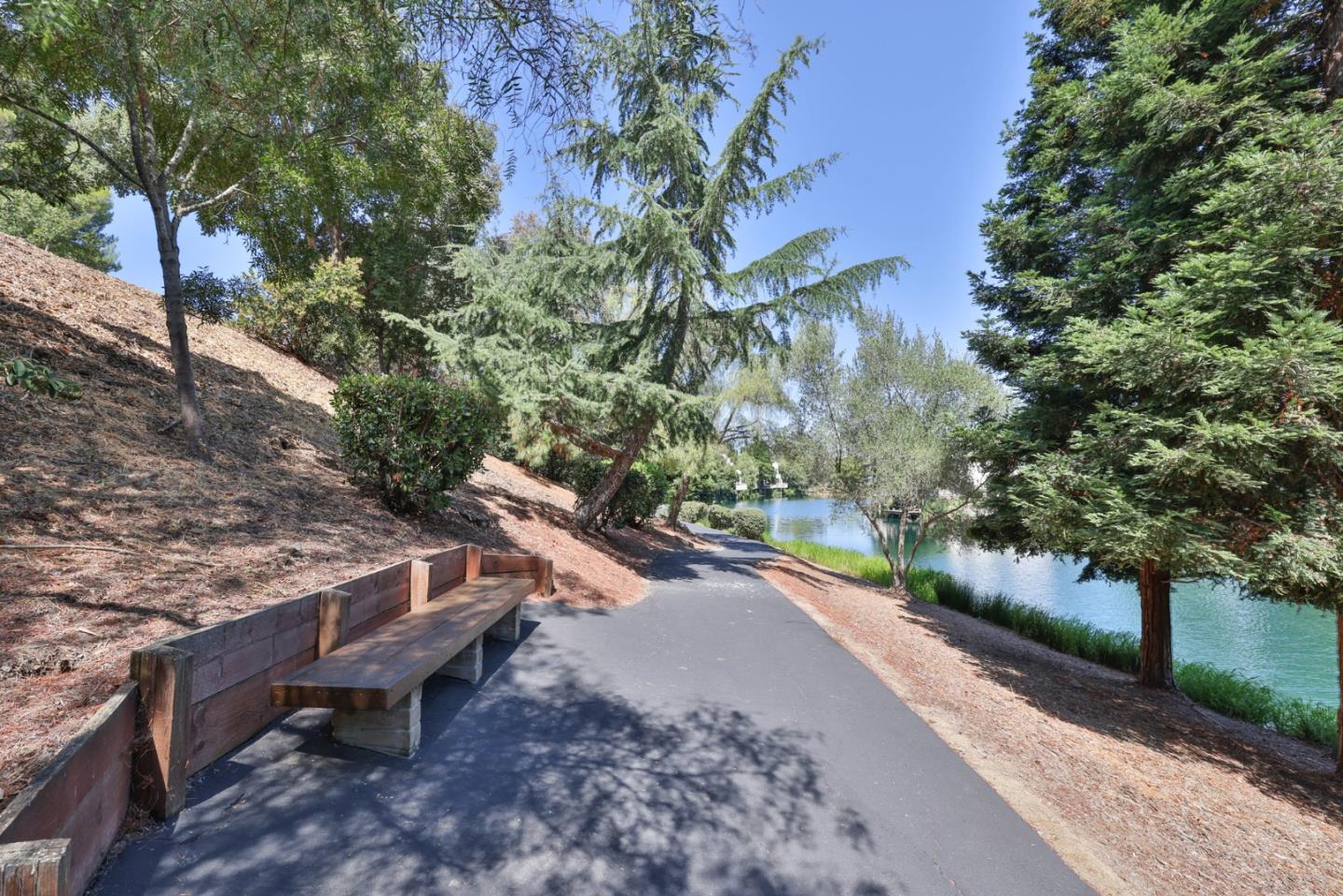 Detail Gallery Image 46 of 71 For 118 via Lago, Los Gatos,  CA 95032 - 3 Beds | 2/1 Baths