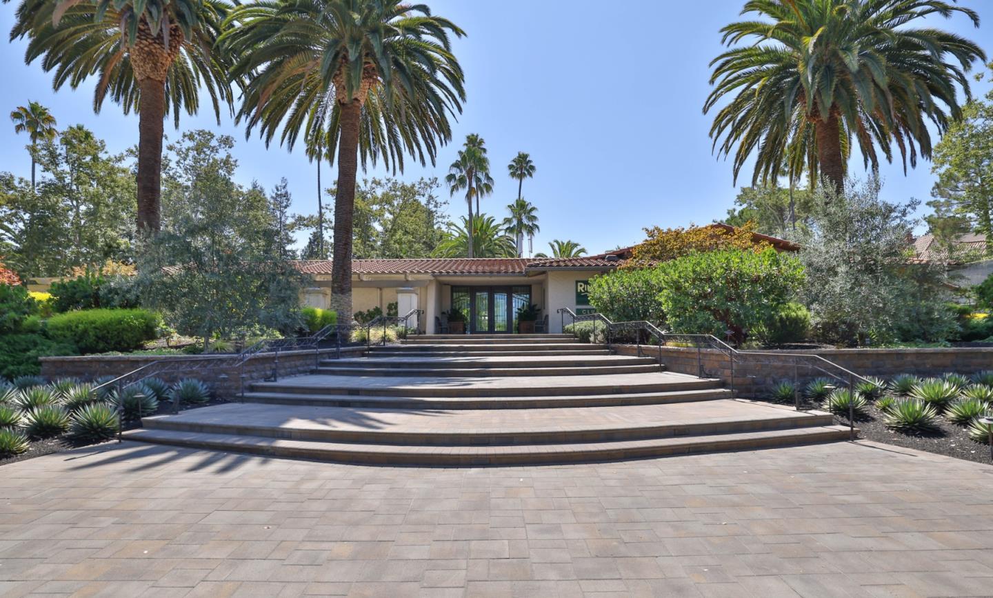 Detail Gallery Image 51 of 71 For 118 via Lago, Los Gatos,  CA 95032 - 3 Beds | 2/1 Baths
