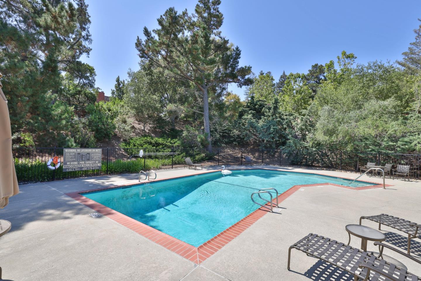Detail Gallery Image 57 of 71 For 118 via Lago, Los Gatos,  CA 95032 - 3 Beds | 2/1 Baths
