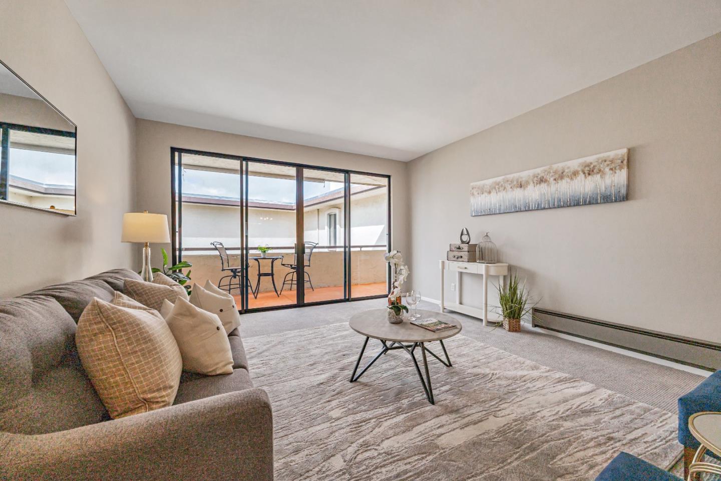 Detail Gallery Image 3 of 27 For 1427 Floribunda Ave #304,  Burlingame,  CA 94010 - 2 Beds | 2 Baths