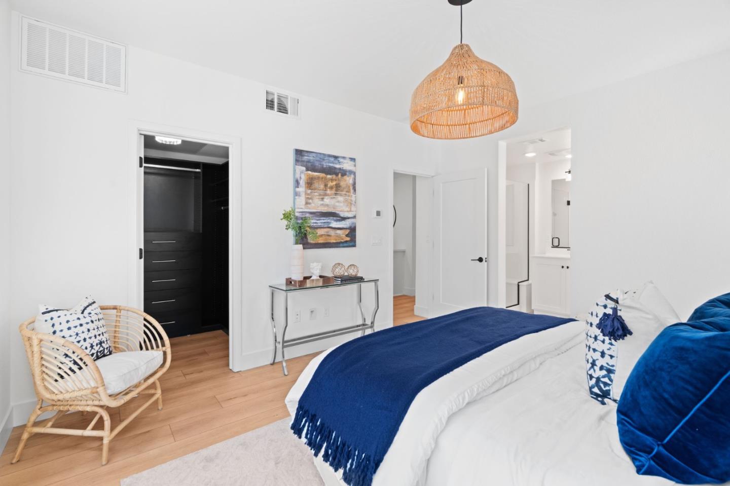 Detail Gallery Image 8 of 22 For 6633 Optimum Loop, San Jose,  CA 95119 - 3 Beds | 3 Baths