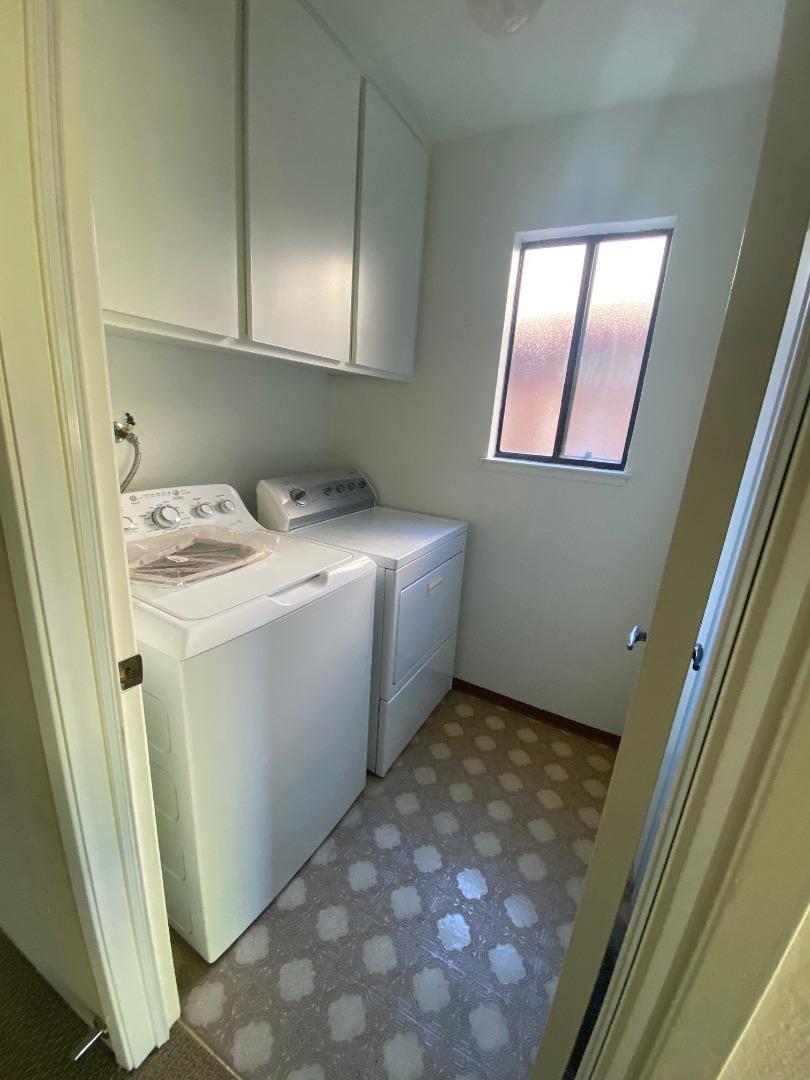 Detail Gallery Image 19 of 23 For 609 Somerset Ln, Foster City,  CA 94404 - 4 Beds | 2/1 Baths