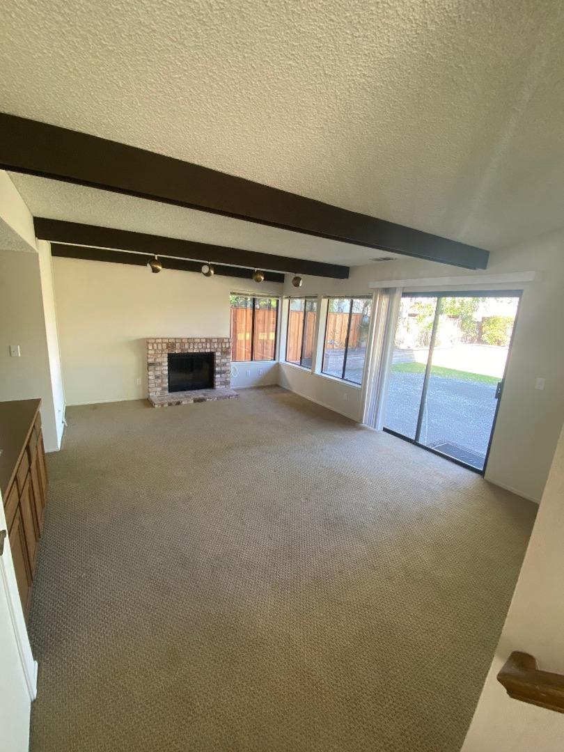 Detail Gallery Image 4 of 23 For 609 Somerset Ln, Foster City,  CA 94404 - 4 Beds | 2/1 Baths