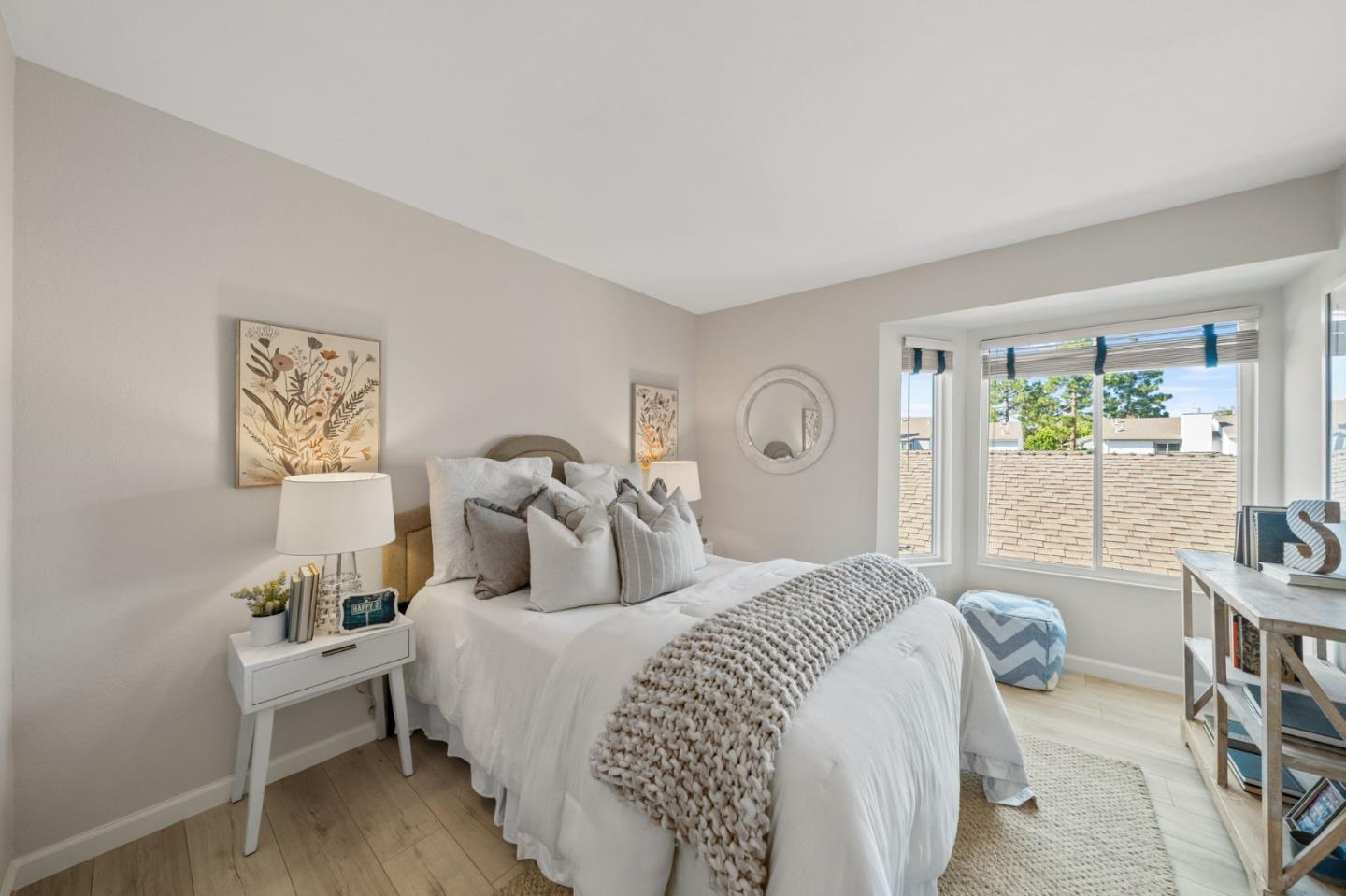 Detail Gallery Image 18 of 43 For 848 Magellan Ln, Foster City,  CA 94404 - 4 Beds | 2/1 Baths