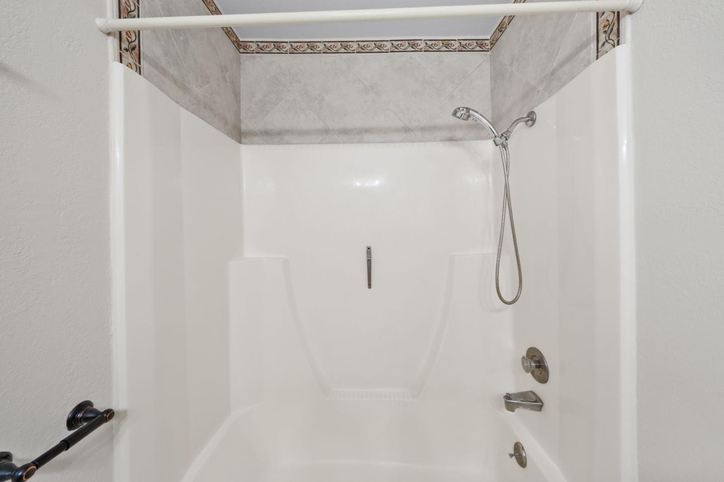 Detail Gallery Image 21 of 43 For 848 Magellan Ln, Foster City,  CA 94404 - 4 Beds | 2/1 Baths